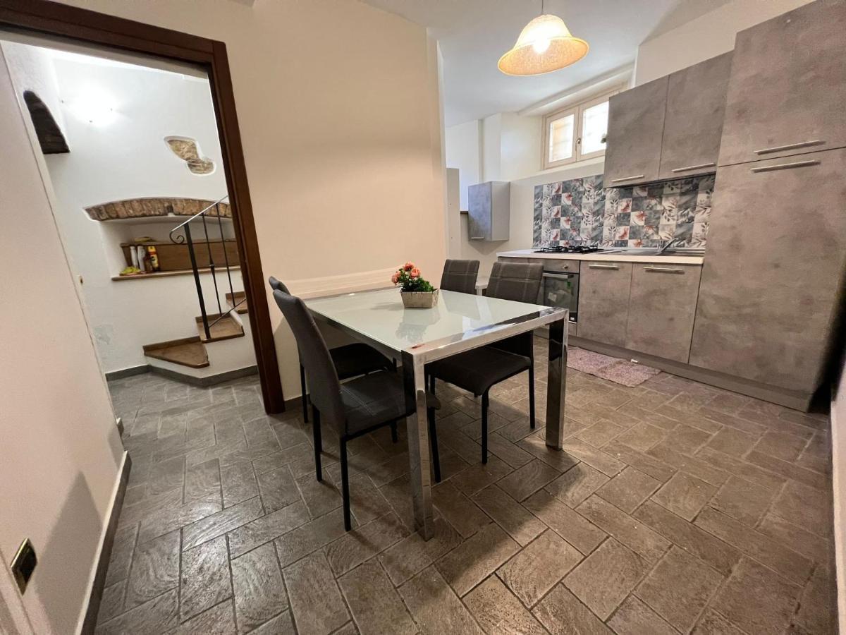 Vicoli E Arte Spoleto Apartment Ngoại thất bức ảnh