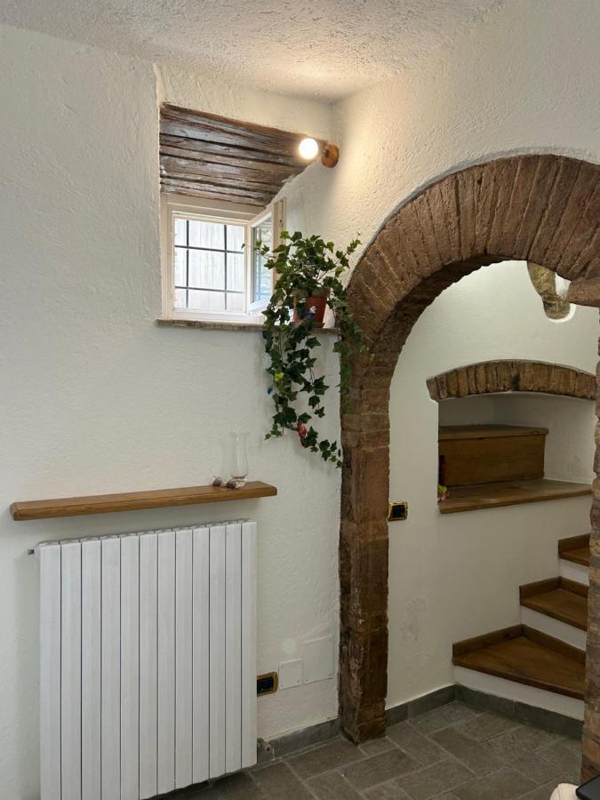 Vicoli E Arte Spoleto Apartment Ngoại thất bức ảnh