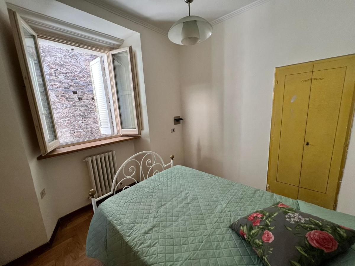 Vicoli E Arte Spoleto Apartment Ngoại thất bức ảnh